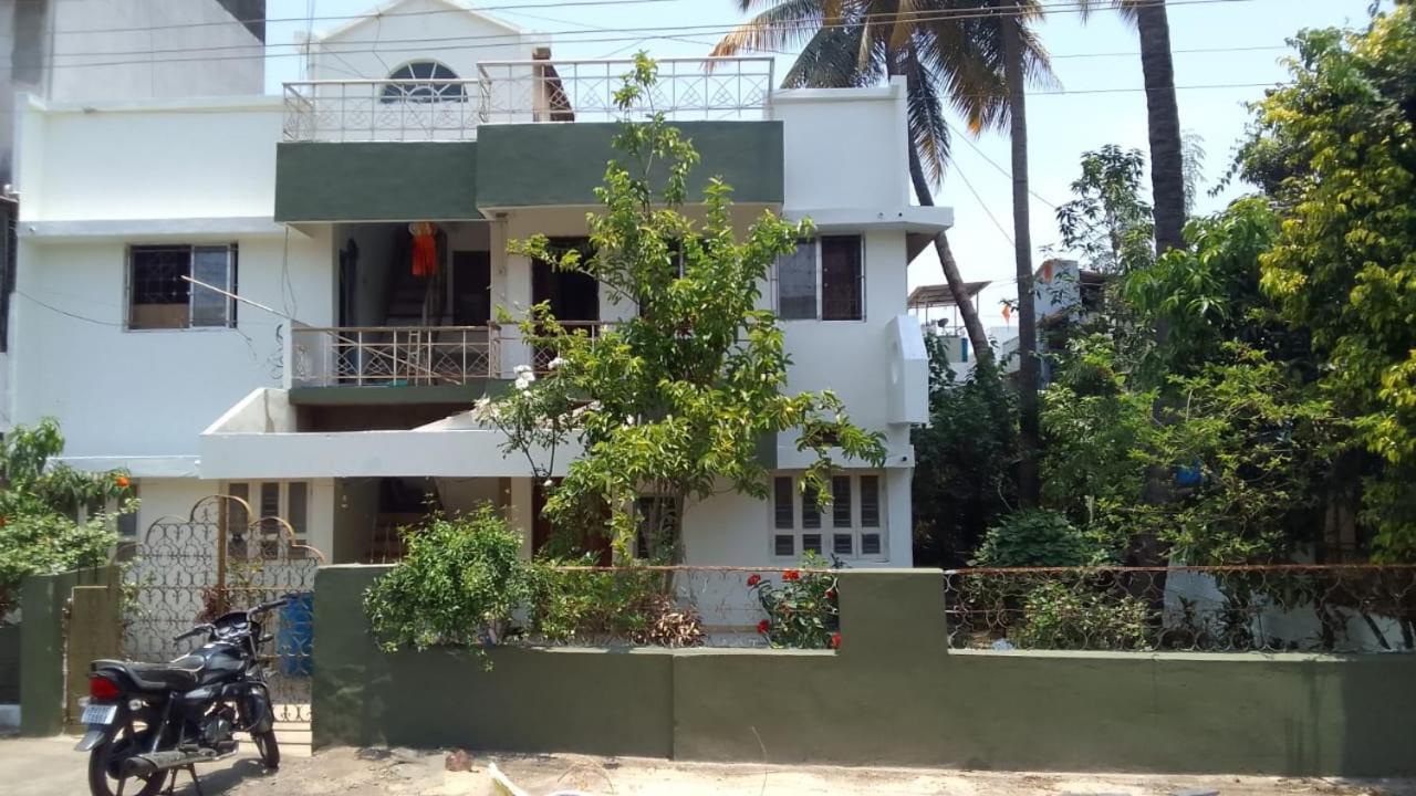 Swanky Sojourns Homestay 2Bhk Kolhapur Zewnętrze zdjęcie
