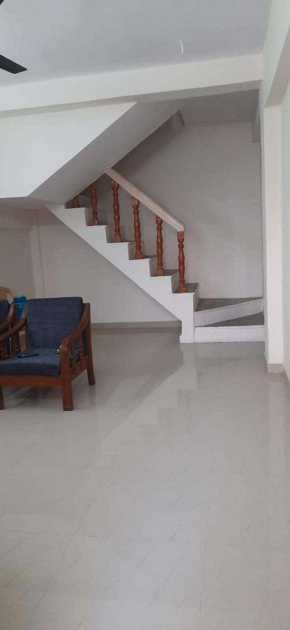 Swanky Sojourns Homestay 2Bhk Kolhapur Zewnętrze zdjęcie
